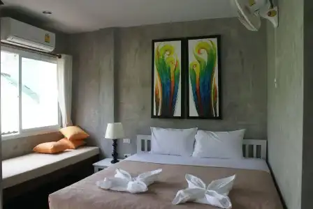 Ban's Avenue Guest House - 18