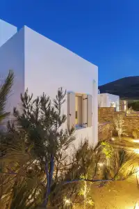 White Tinos Luxury Suites - 43