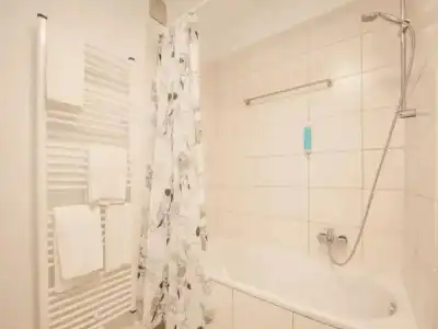 Sure by Best Western Wilhelmshaven City - 95