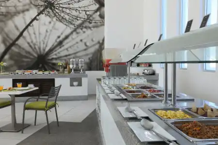 Krystal Urban Cancun & Beach Club - 12