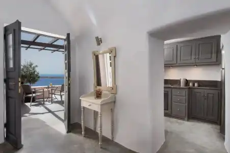 Theodora Suites - 3