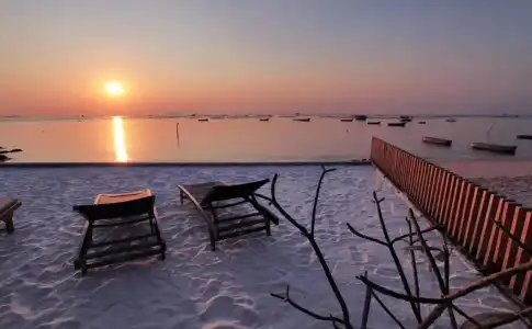 Balcony Seaside Sriracha & Serviced Apartments (SHA Extra Plus) - 20