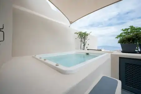 Lotza Studios - 148