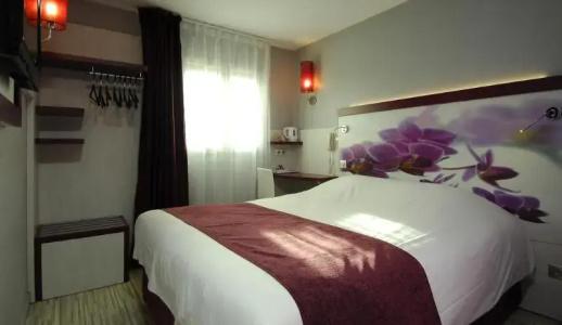 Kyriad Montpellier Sud - A709 - 83