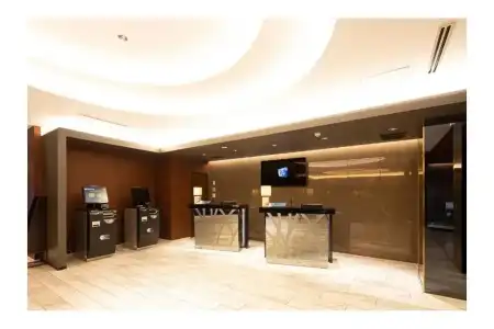 Place Ascot - 13