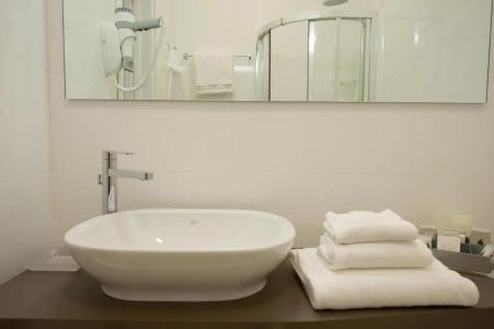Best Western Luxor - 48