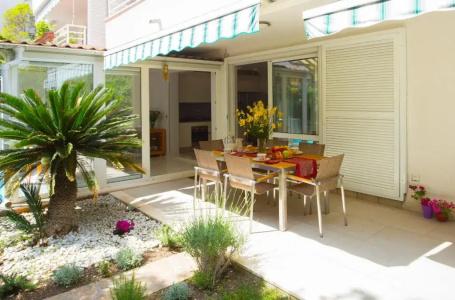 Garden Apartment - 179
