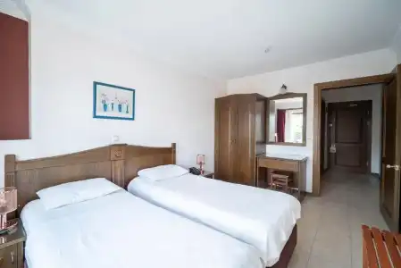 Fora Apart - 67