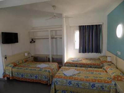 Hostal Villa Maruja - 68