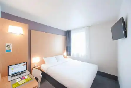 B&B Montpellier Centre Le Millénaire - 5