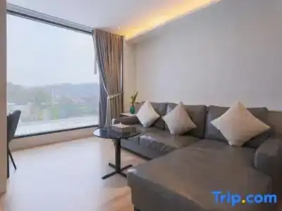 Balcony Seaside Sriracha & Serviced Apartments (SHA Extra Plus) - 188