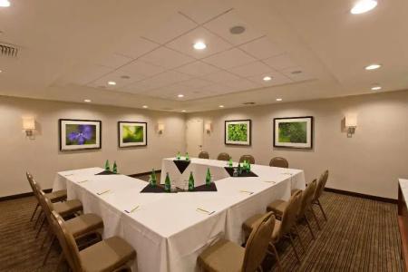 Hilton Garden Inn Marina Del Rey - 13