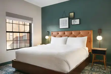 Four Points by Sheraton Raleigh Arena - 2