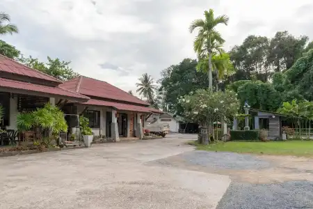 OYO 1046 Noppharat resort - 14
