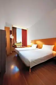 ibis Singapore Novena - 37