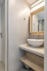 Bedspot Hostel - 36