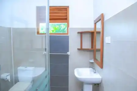 OYO 388 Surf Sea Breeze - 6