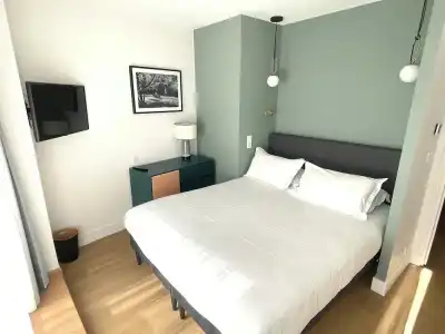 Hôtel de Suez - 54