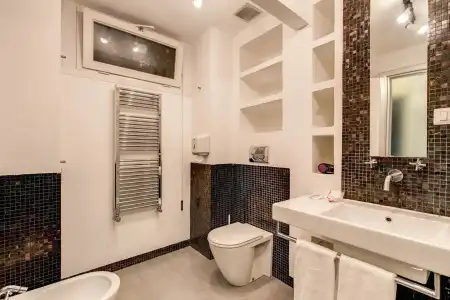 Roman Terrace - 7