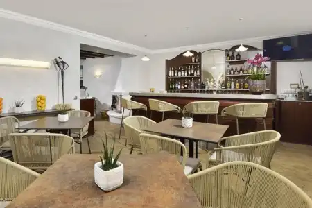 San Lorenzo - Adults Only - 4