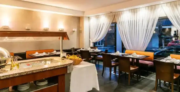 Best Western Astoria - 20