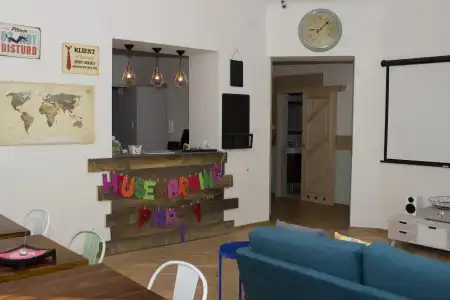 Chillout Hostel - 1