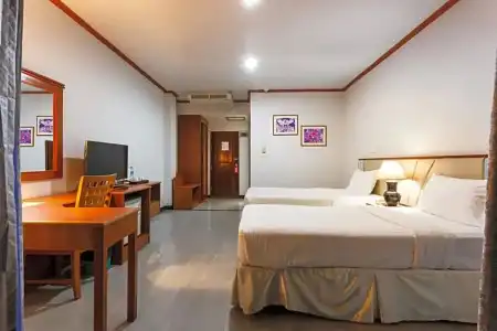 Surin Majestic - 55