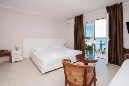 Open Sea Luxury Apartments - 132