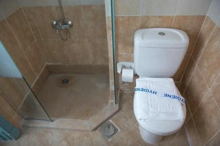 Redcon Suites - 253