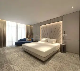 DoubleTree by Hilton - 6
