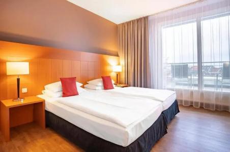 PLAZA Premium Köln - 29