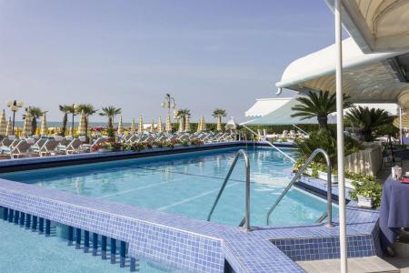 Cavalieri Palace - 16