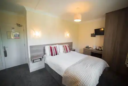 Red Mullions Guest House - 61