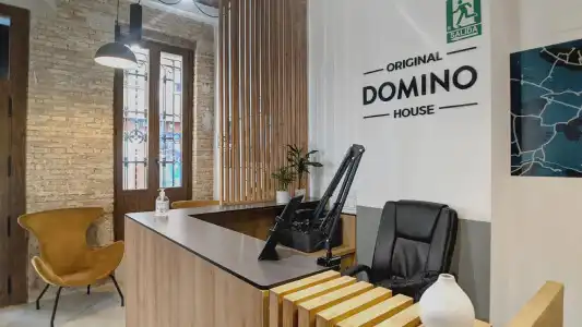 Original Domino House - 0