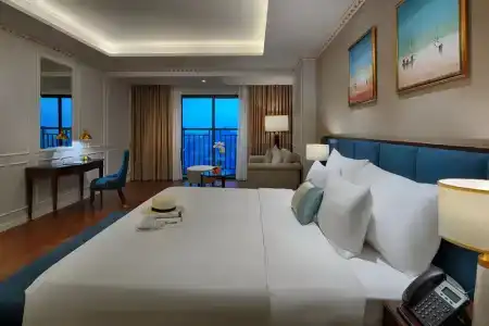 FLC Halong Bay Golf Club & Luxury Resort - 42