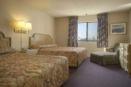 Ramada by Wyndham Los Angeles/Koreatown West - 5