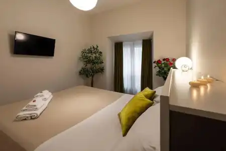 Tula Inn - 1