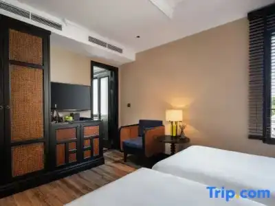 Solaria - 69