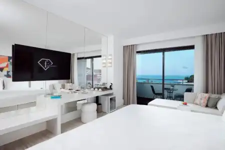 FashionTV Luxe Resort - 75