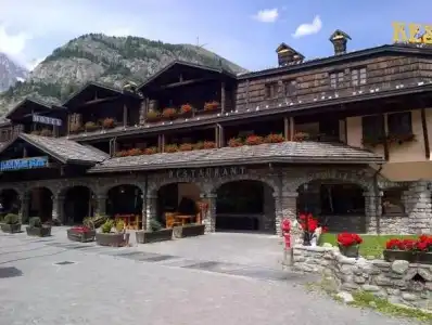 IHs Courmayeur Mont Blanc Resort - 50