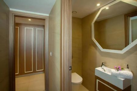 King Jason Paphos - Designed for Adults by Louiss - 118