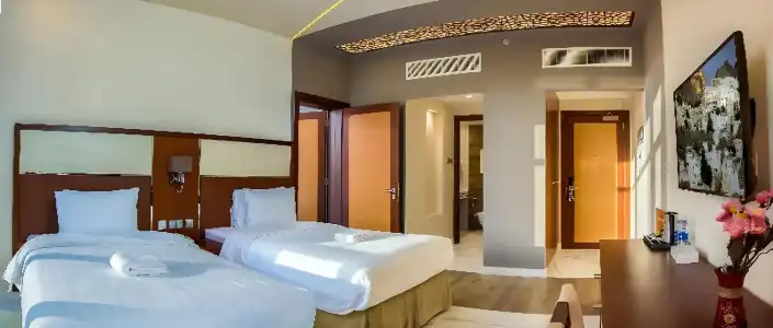 Muscat Gate - 11