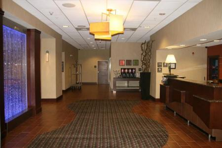 Hampton Inn & Suites Winston-Salem/University Area, NC - 13