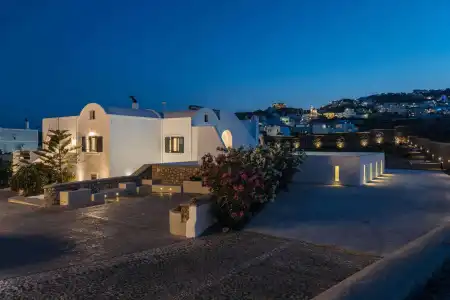 Vineyard Exclusive Suites - 34