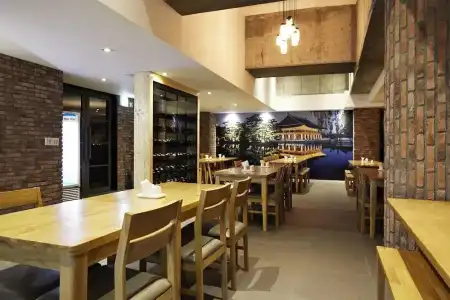 E-HOTEL - 25