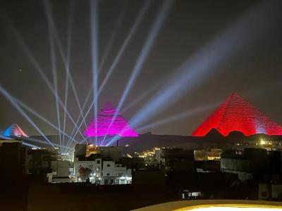 Queen Pyramids View Inn - 2