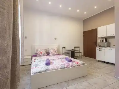 Hostel 70S - 53