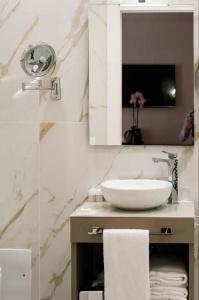 Napoli Class Luxury Rooms & Suites - 70