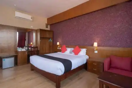Seven Lakes Resort - 9