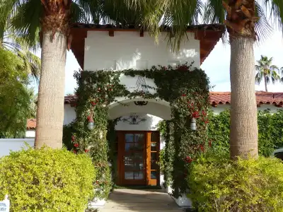 Alcazar Palm Springs - 12